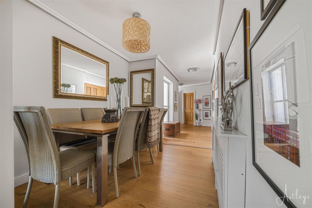 House in Reynoldston - More