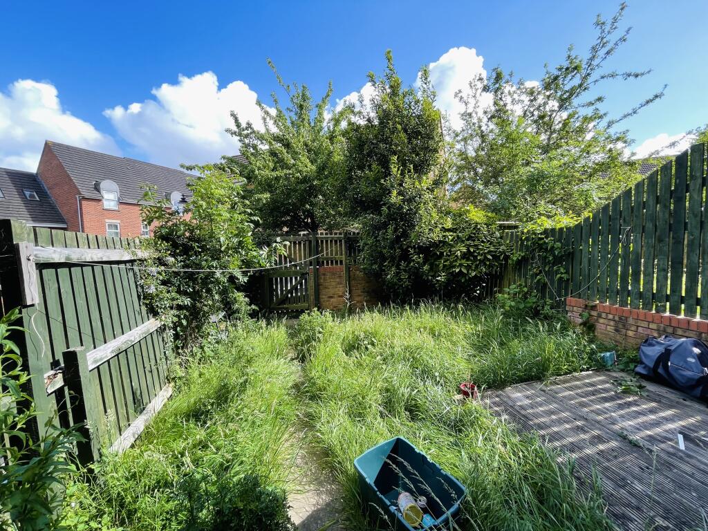 5 bedroom house for rent