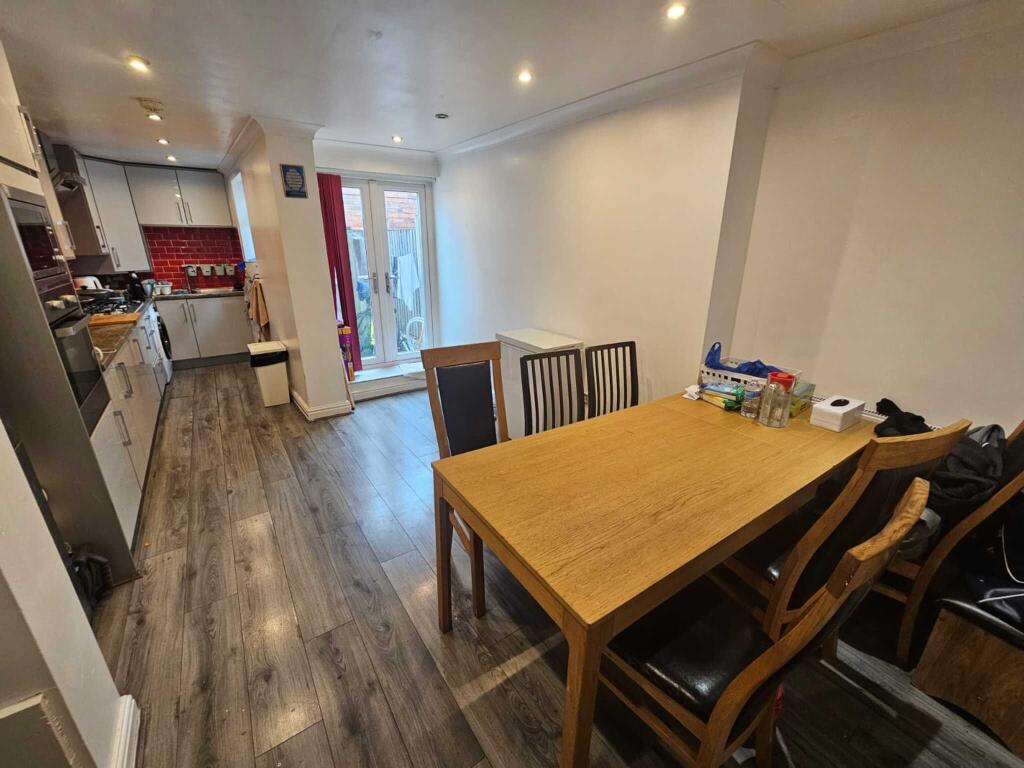 Additional image 4 of Woodfield Crescent, Birmingham