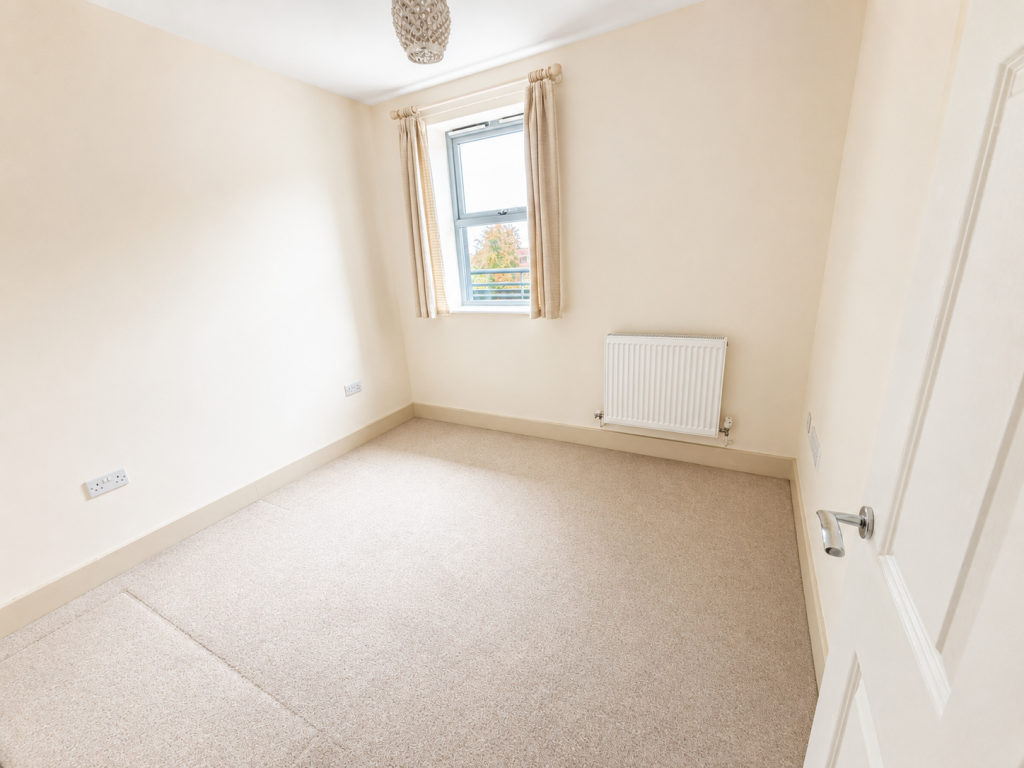 Idsworth Court, Basingstoke, RG24 9RR - View 4
