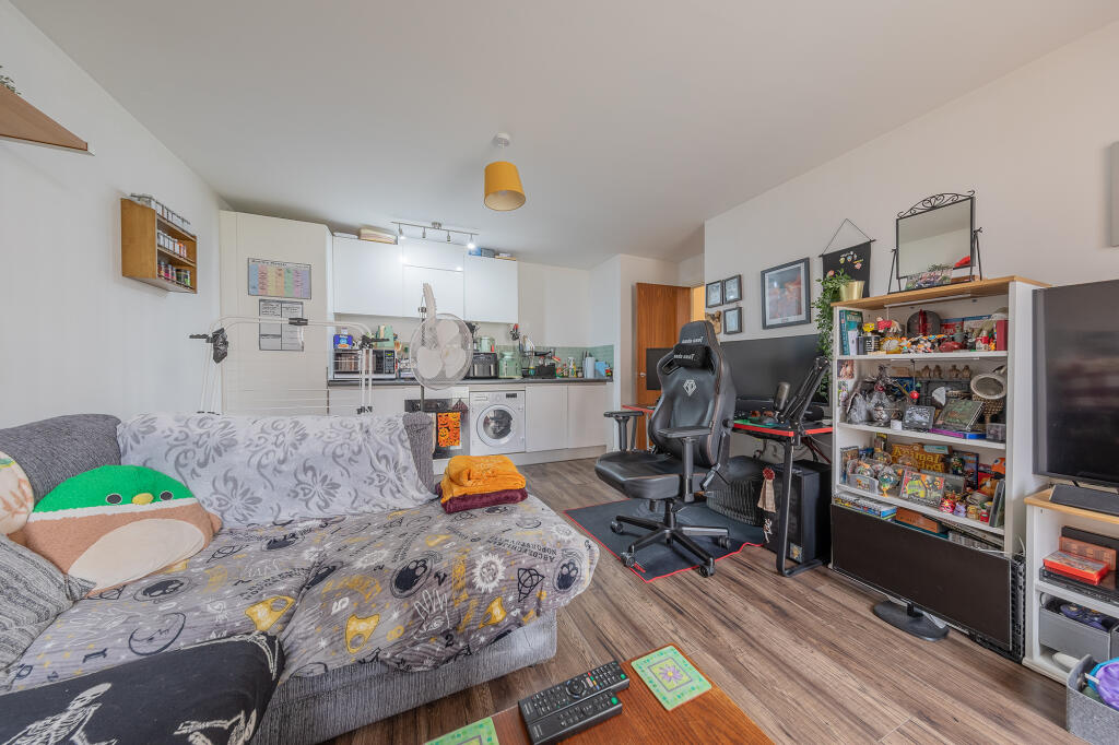 Apartment in Dudley - View 4