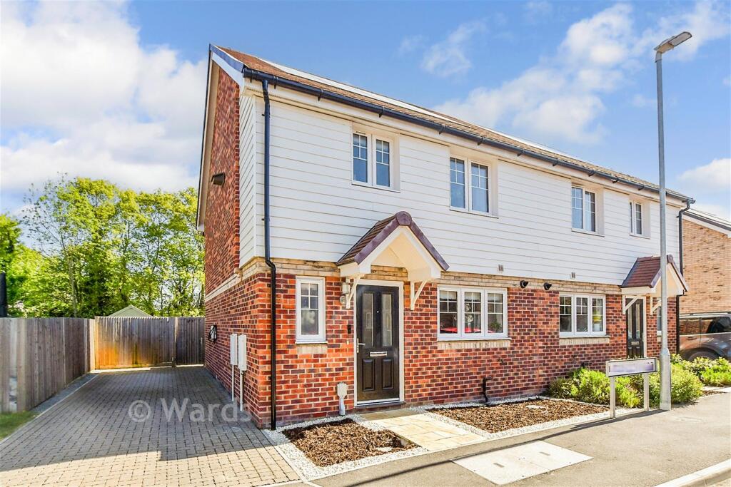 Main image of property: Beaufort Court, Headcorn, Kent