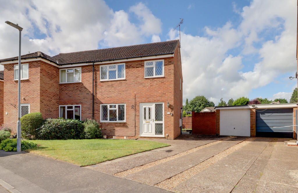 Main image of property: Burnsall Place, Harpenden, AL5