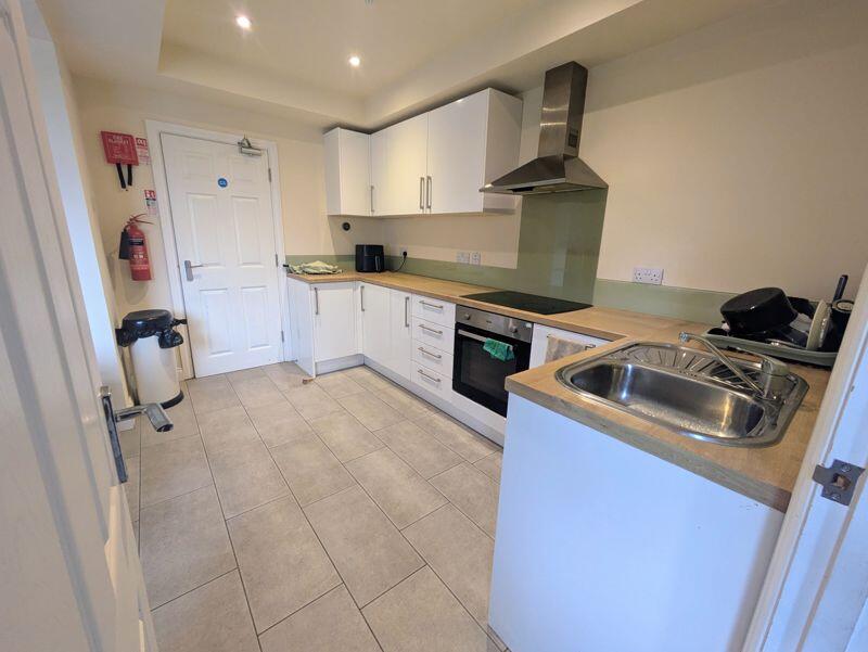 Severn Terrace, Worcester photo 3