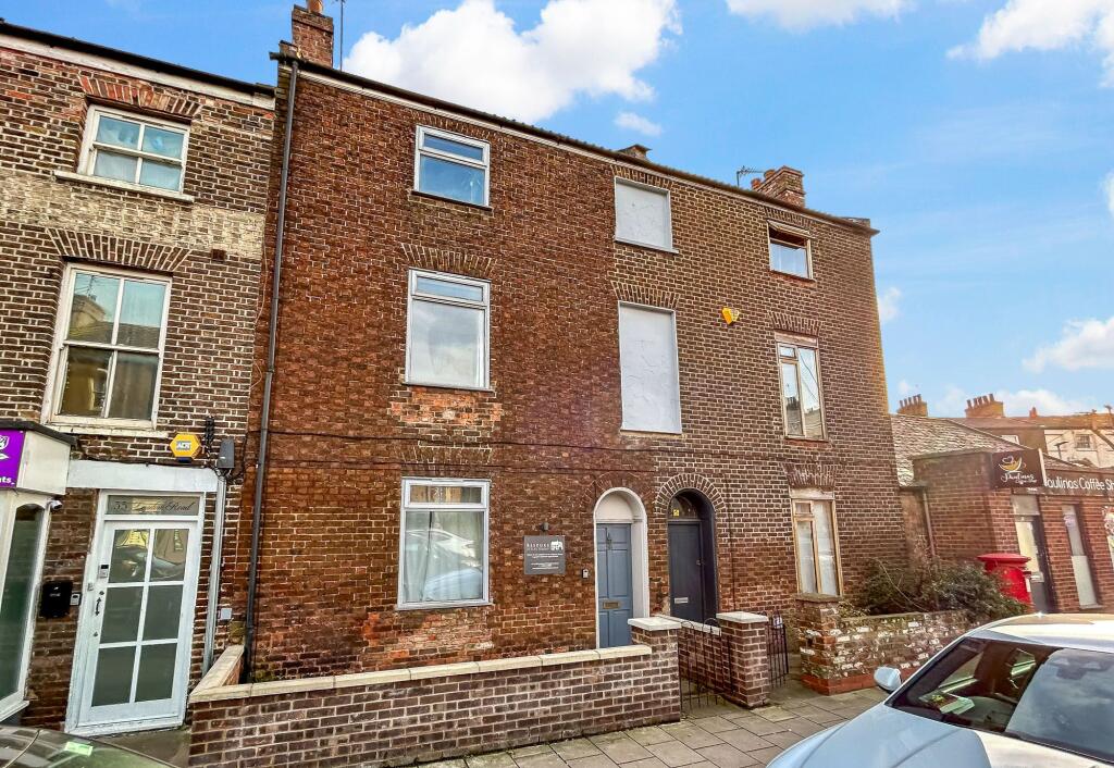 Main image of property: 56 London Road, King's Lynn, PE30
