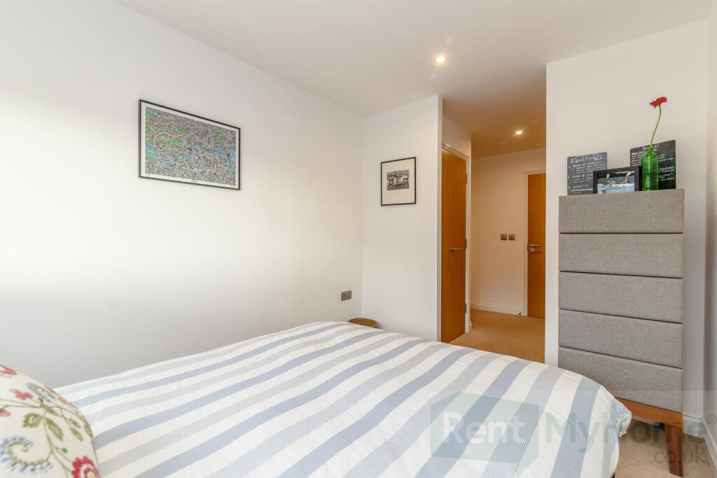 Apartment in London - View 2