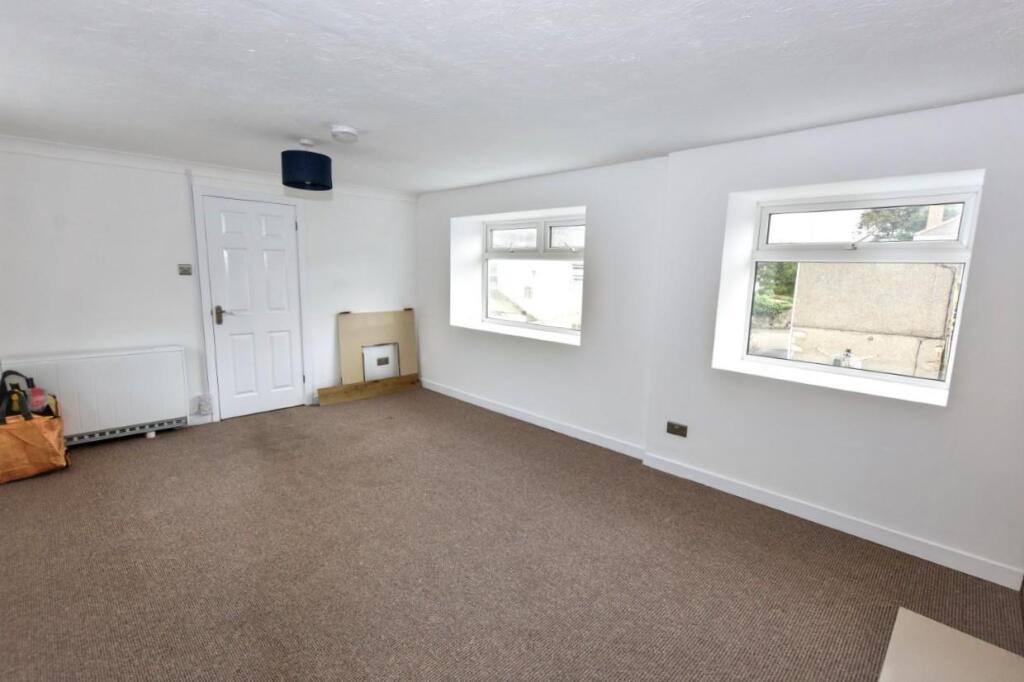 Apartment in Truro - View 2