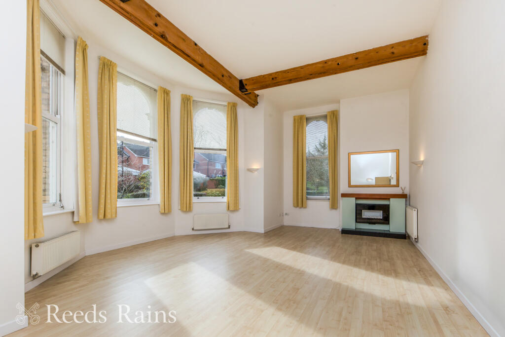 Sandringham House, Kensington Square, Macclesfield, Cheshire, SK10 photo 3