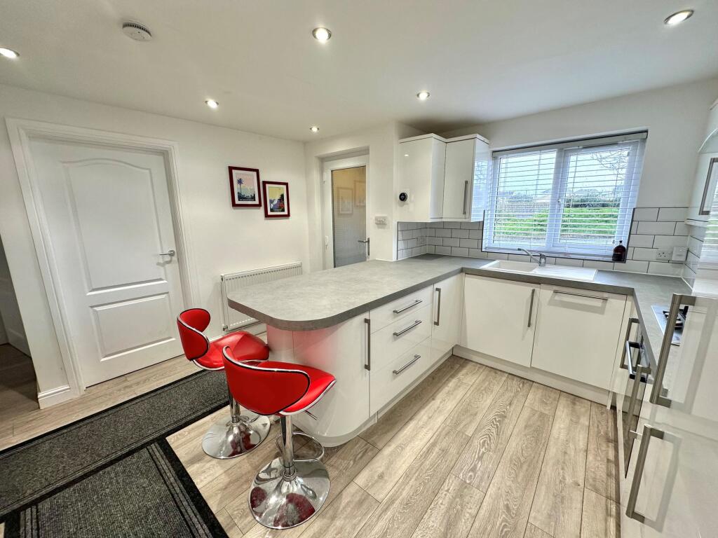 House in Torquay - More
