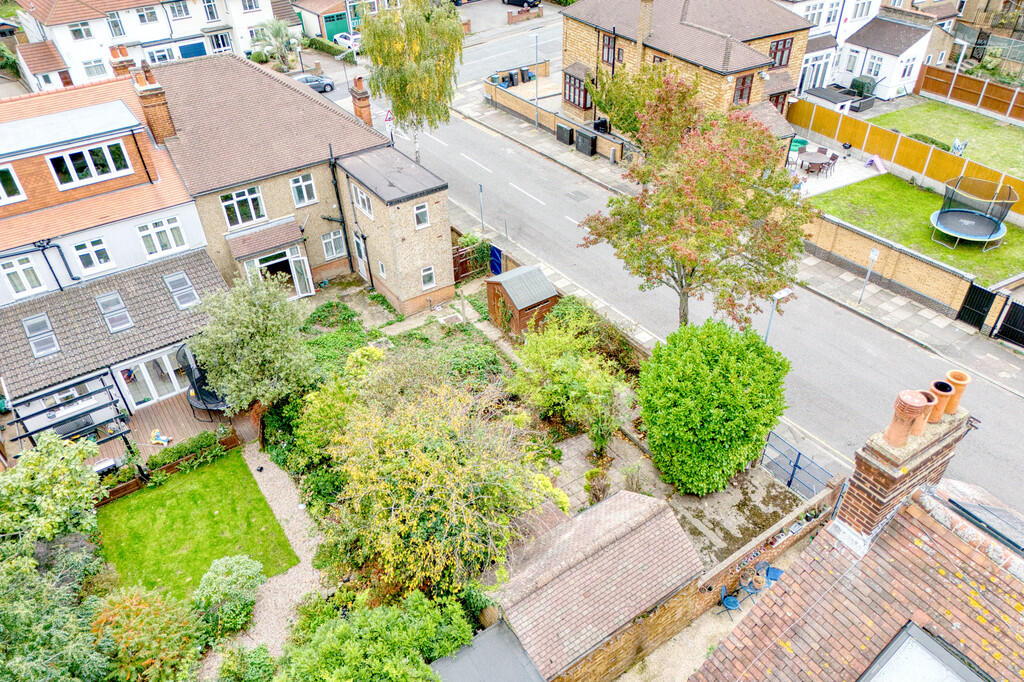Redbridge Lane West photo 3
