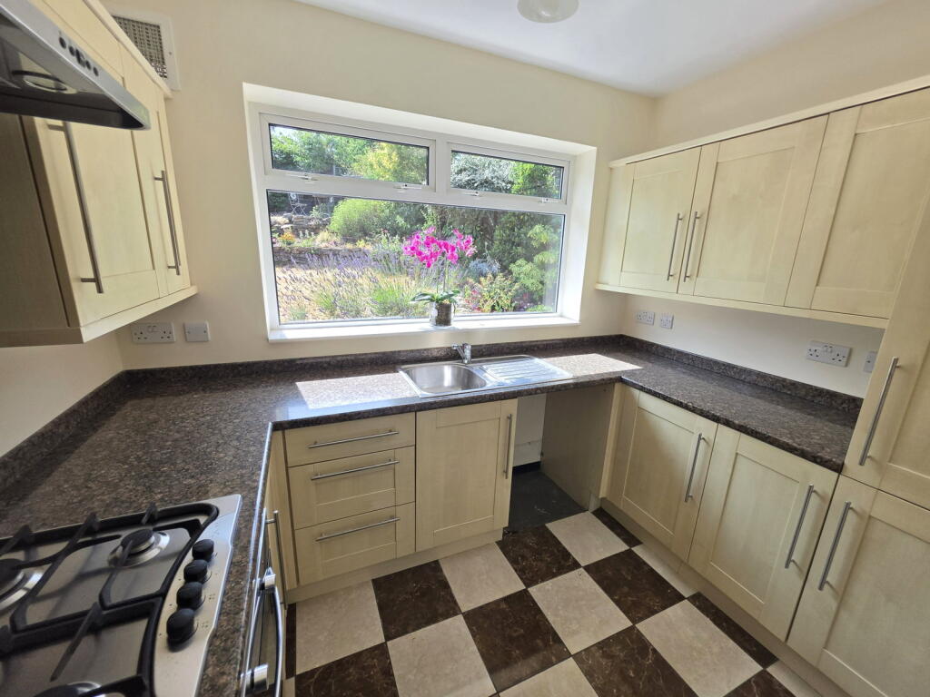 House in South Staffordshire, Kinver - More