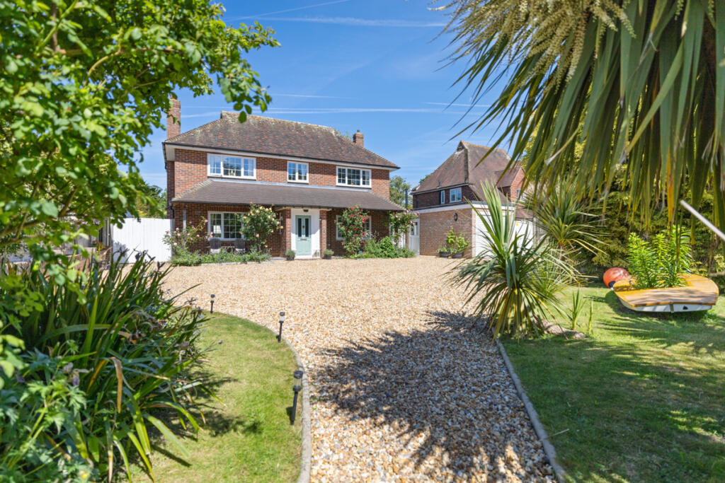 Kingsway, Craigweil Private Estate, Aldwick, West Sussex, West Sussex