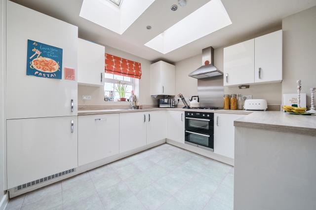 Heron Drive, Witney photo 4