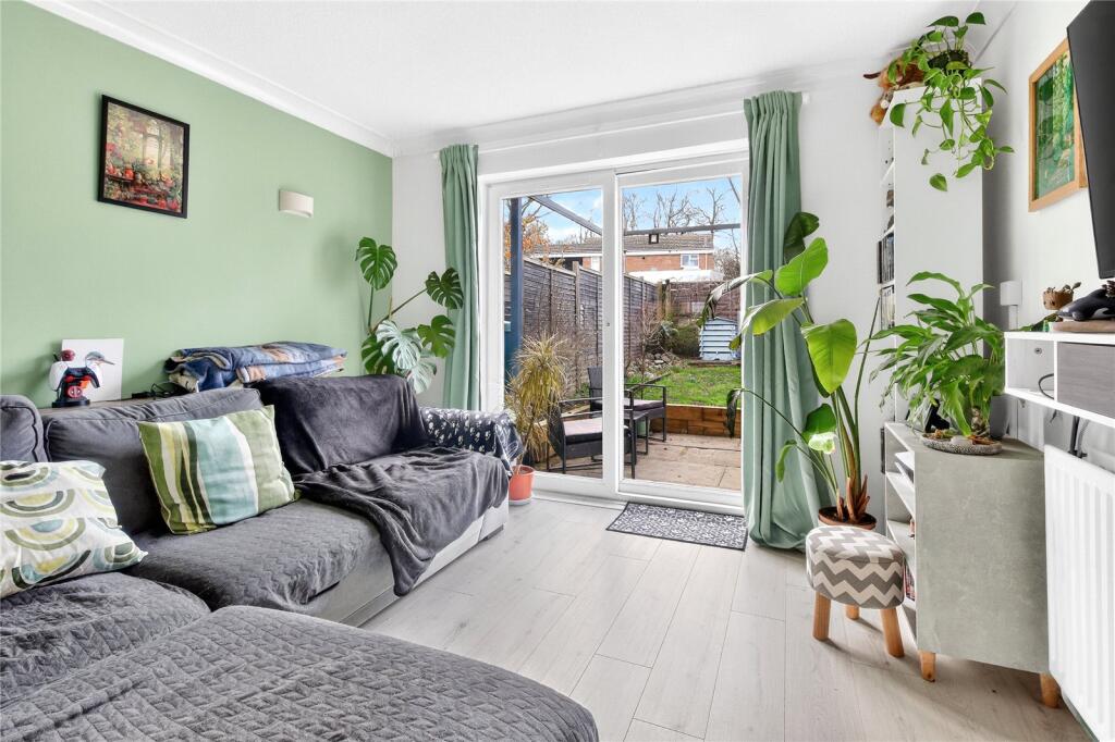 House in Bracknell - View 2
