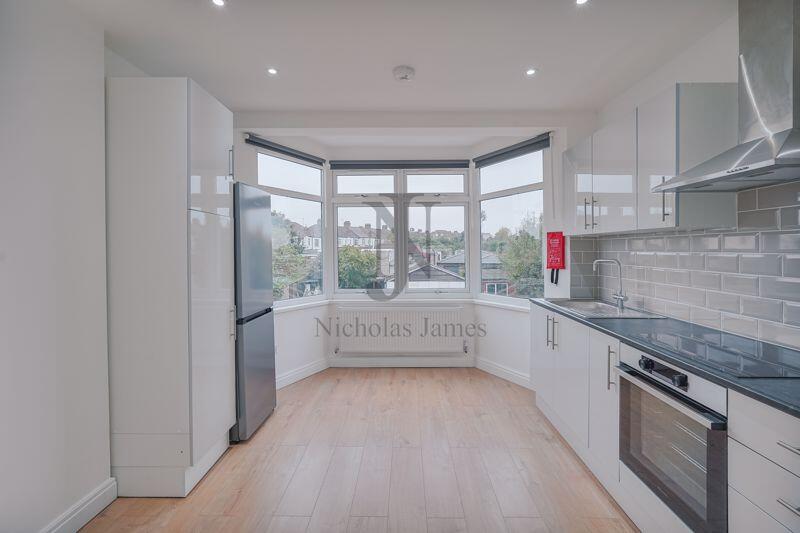 Apartment in London - View 2