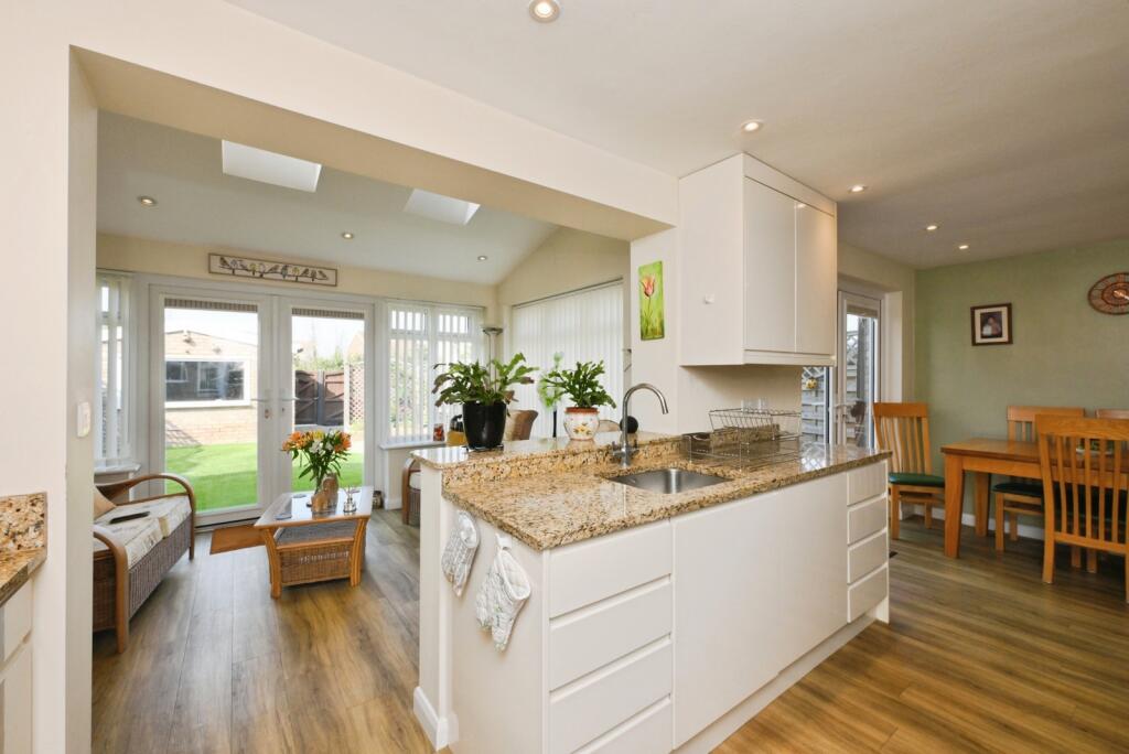 House in Thurrock, Essex - View 4