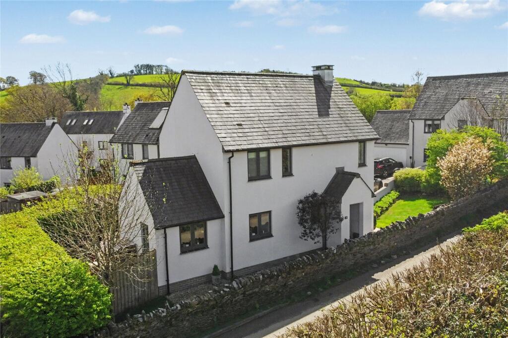Main image of property: Higher Moor, Avonwick, South Brent, Devon, TQ10