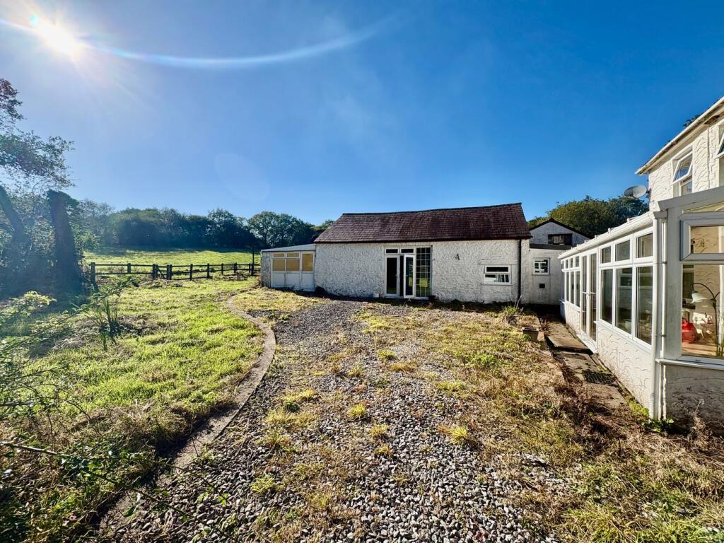 Golden Grove, Carmarthen, SA32 - View 4