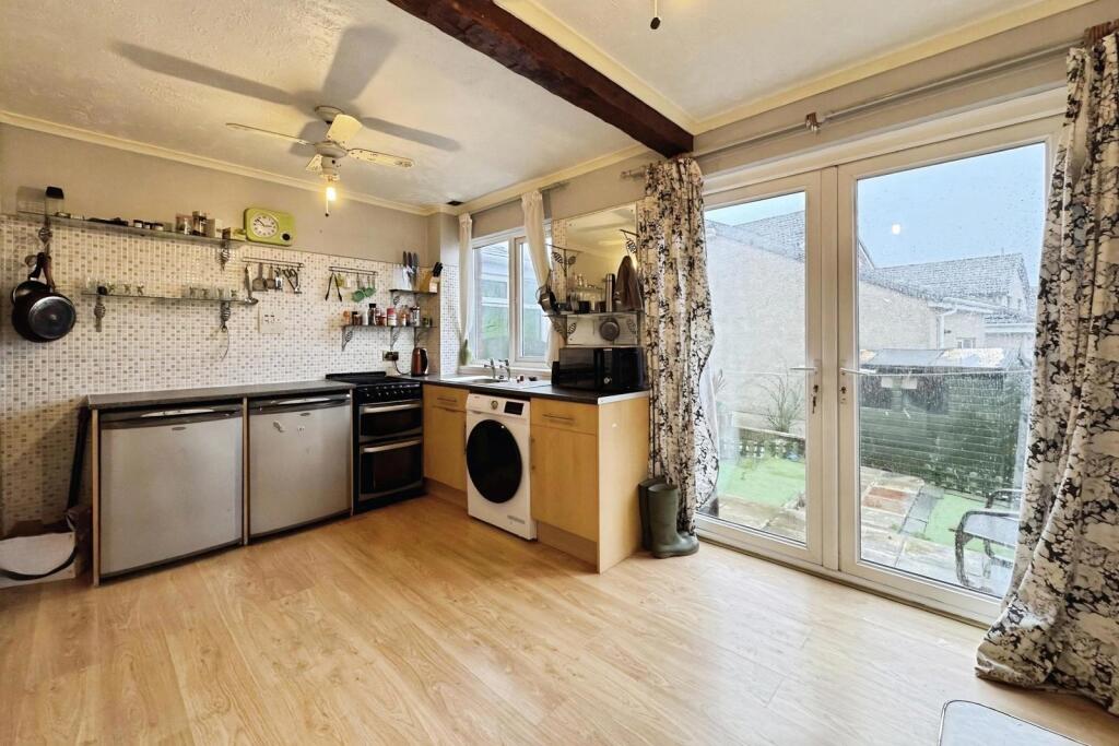 Greenlands Avenue, Whitehaven, Cumbria, CA28 photo 4
