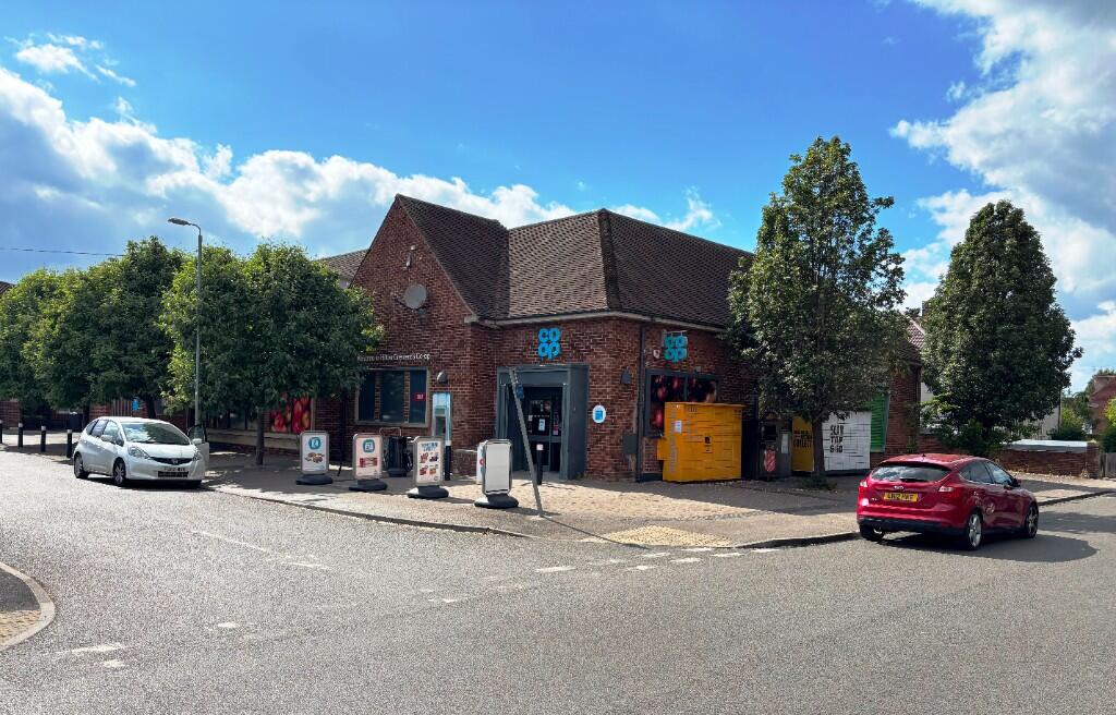 Main image of property: 8-12 Hilton Crescent, West Bridgford, NG2 6HT