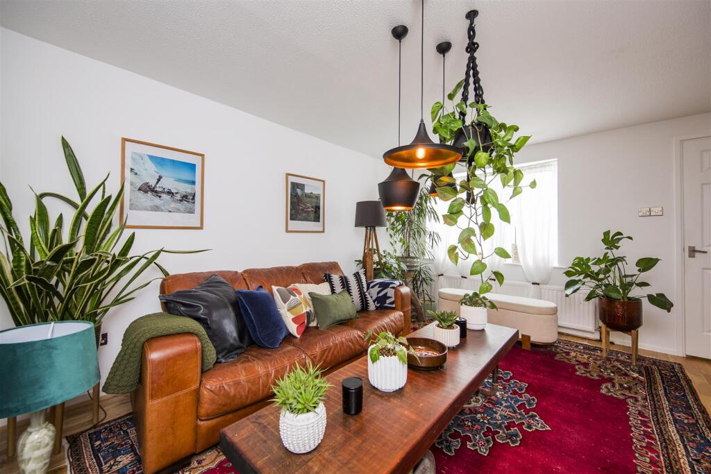 House in Leybourne - View 3