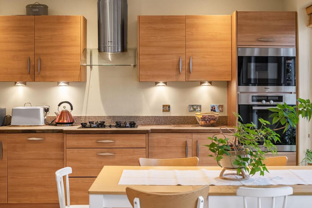 Apartment in South Oxfordshire, Henley-on-Thames - View 4