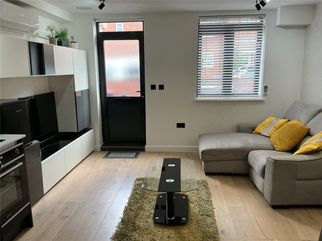 Main image of property: Clifford Road, Walthamstow, E17