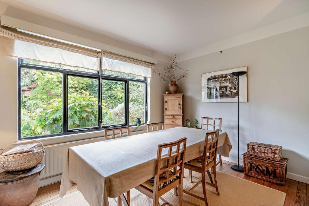 House in Sevenoaks, St John's - View 4