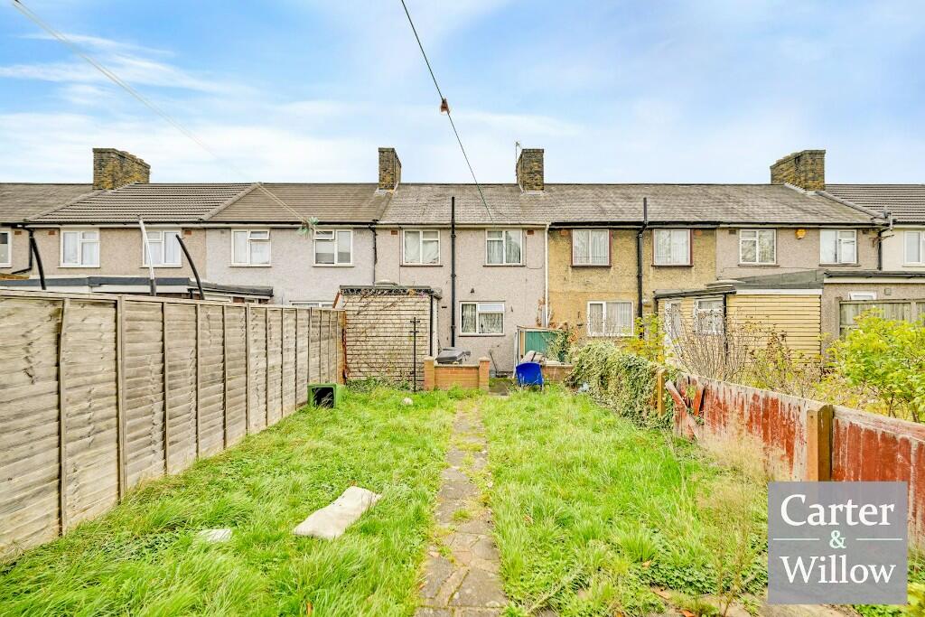 House in London - View 2