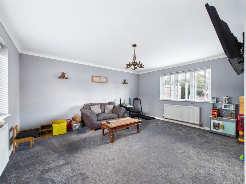 Bakers Mead, Great Waltham, Chelmsford, Essex, CM3 photo 4