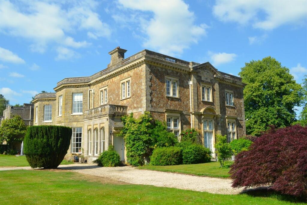 Main image of property: Stopham House, Stopham, RH20