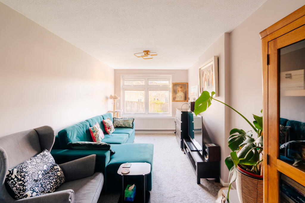 1-bed flat on Tunstall Close, Stoke Bishop, Bristol, £215,000