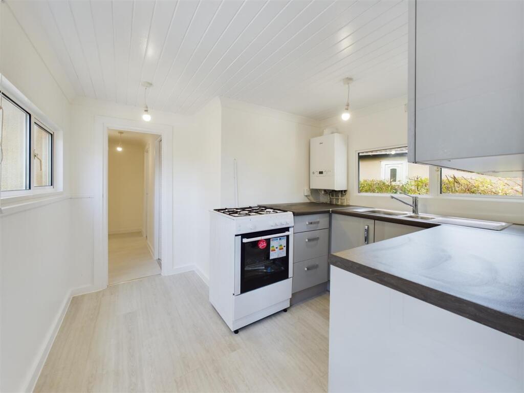 Garston Park, Tilehurst, Reading - View 2