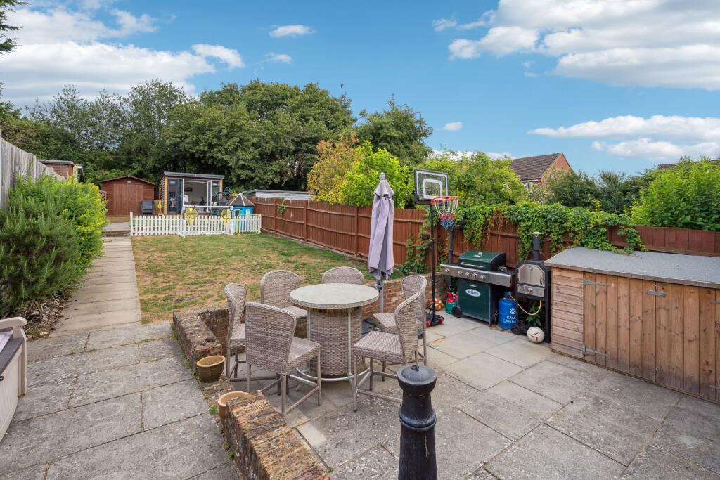 Hilltop, Redbourn photo 4