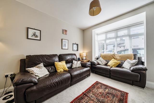 Northcroft Lane, Newbury - View 5