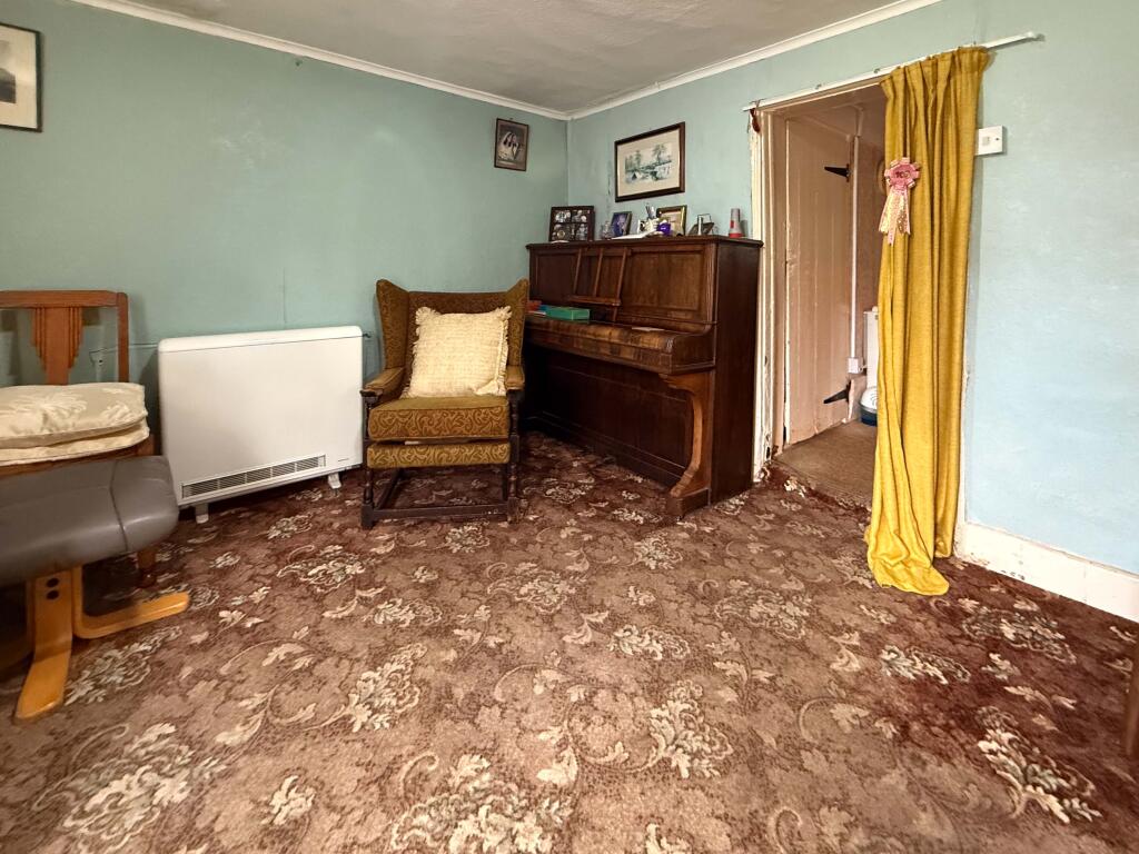 Roman Road, Moulton Chapel, Spalding, Lincolnshire, PE12 0XQ photo 4