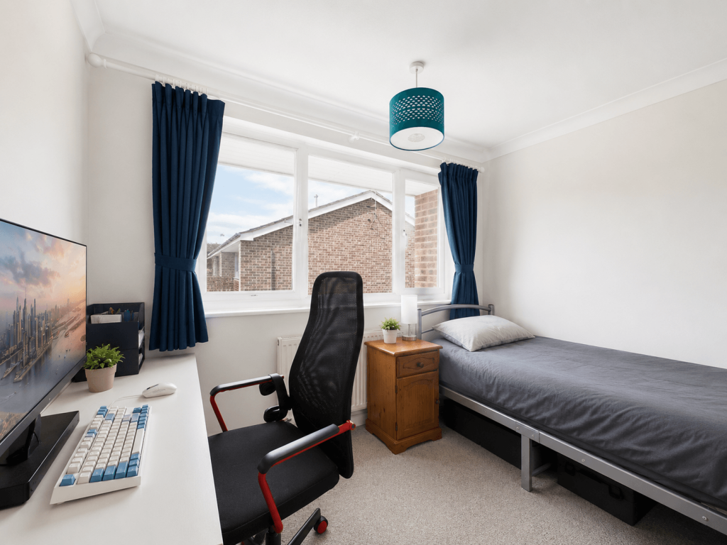House in Canterbury - More