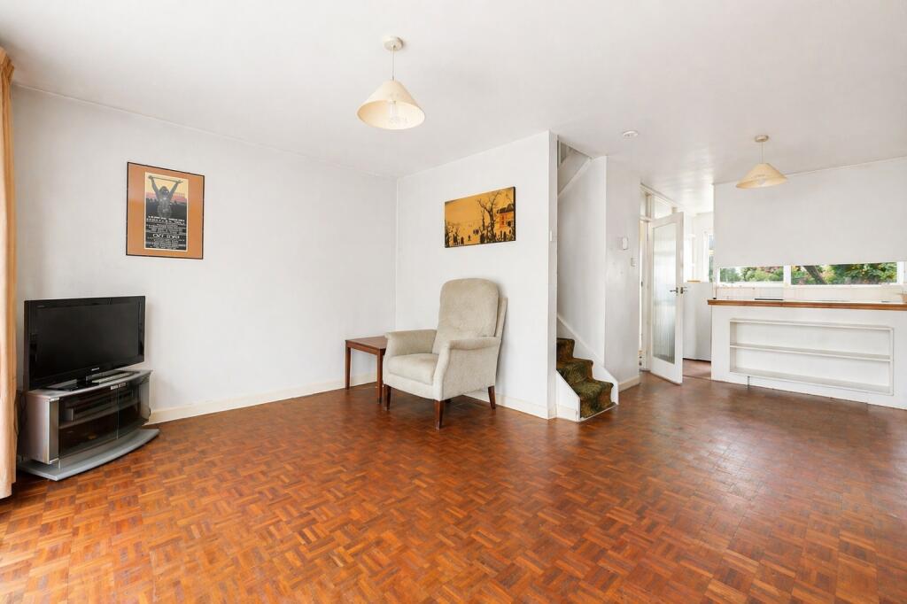 House in St Albans - View 4