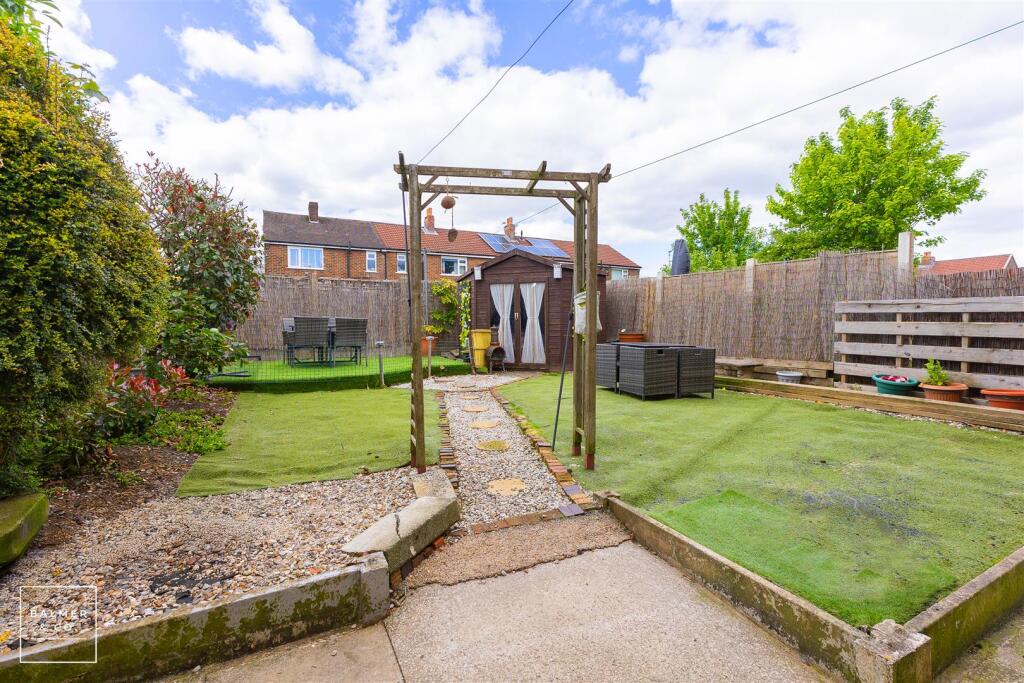 Coronation Drive, Leigh, WN7 photo 4