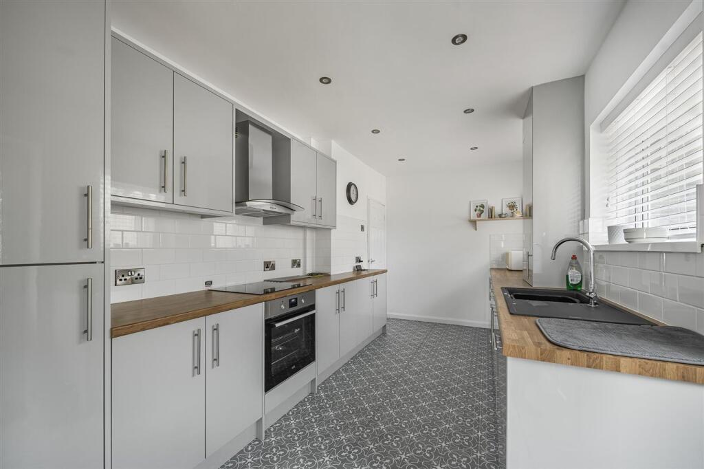House in Swansea - View 2