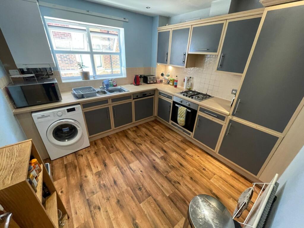 Carisbrooke Road, Leeds, West Yorkshire, LS16 – pohled 2