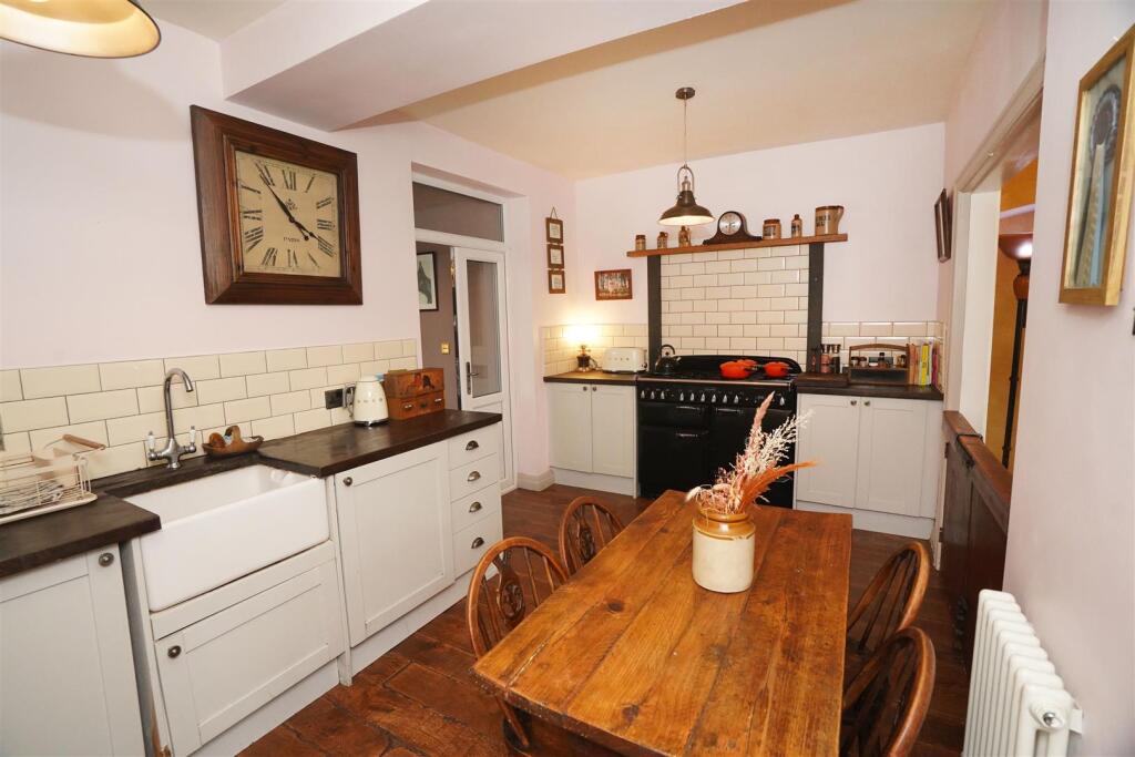 House in Bolton - View 4