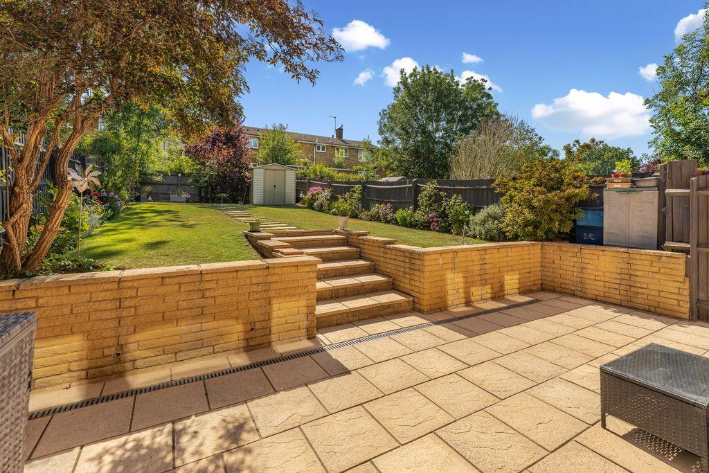 House in Cherwell, Banbury - More