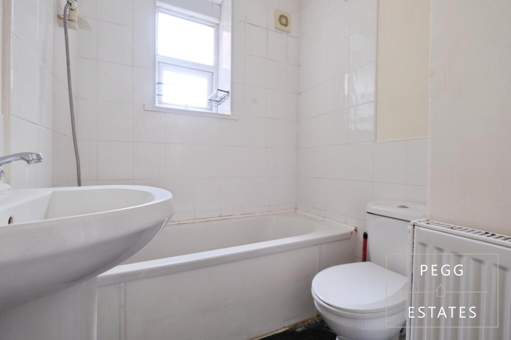 Merritt Flats, Totnes Road, Paignton photo 4