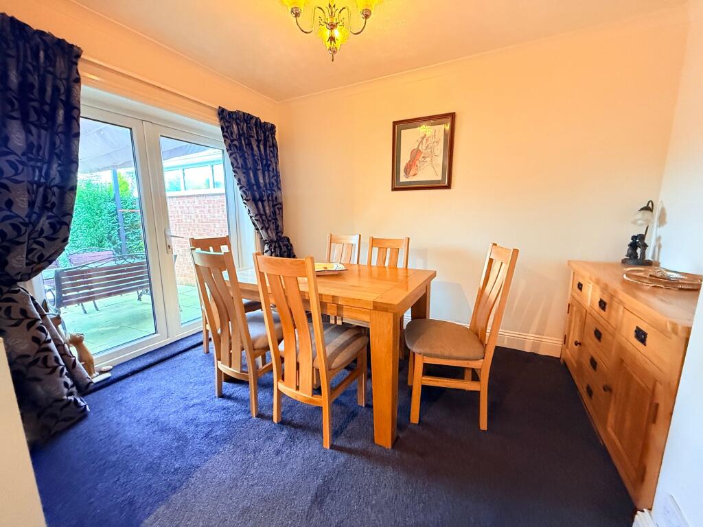 House in Grimsby, Healing - View 4