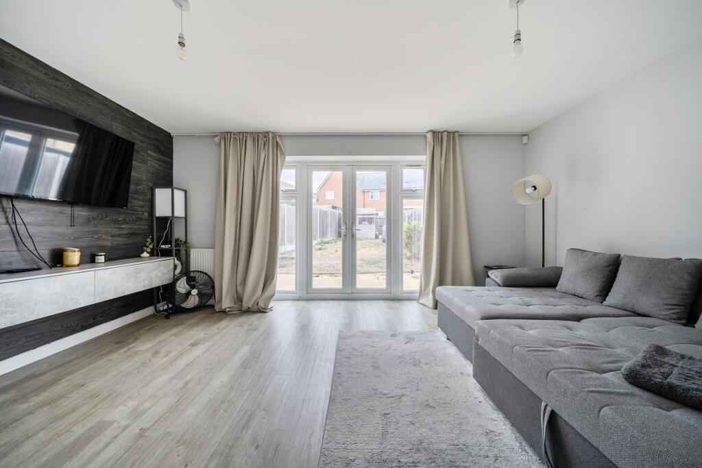 House in Dartford - View 2