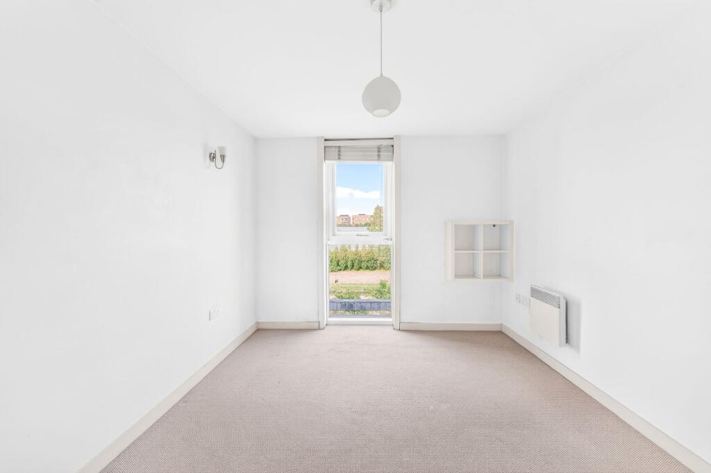 Apartment in London - More