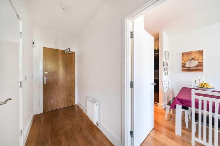 Apartment in London - View 2
