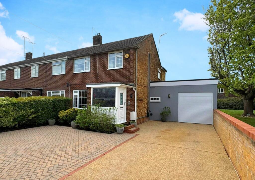 Main image of property: Eastfield Road, Aylesbury