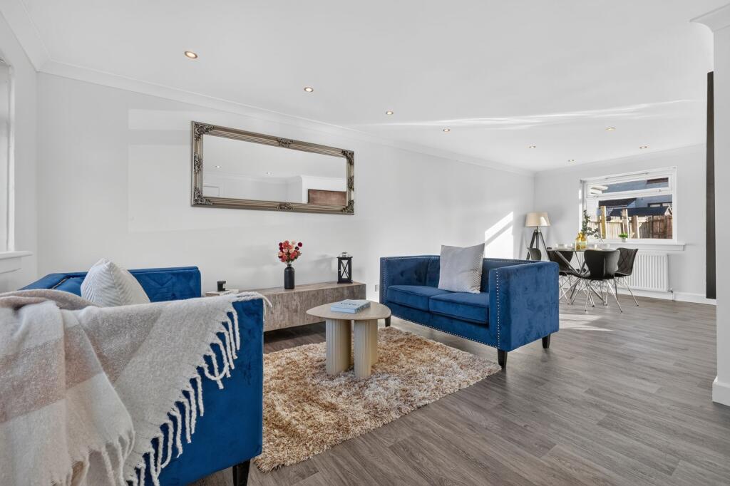 House in Kilmarnock, North Ayrshire - More